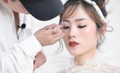 福州专业化妆师要学多久